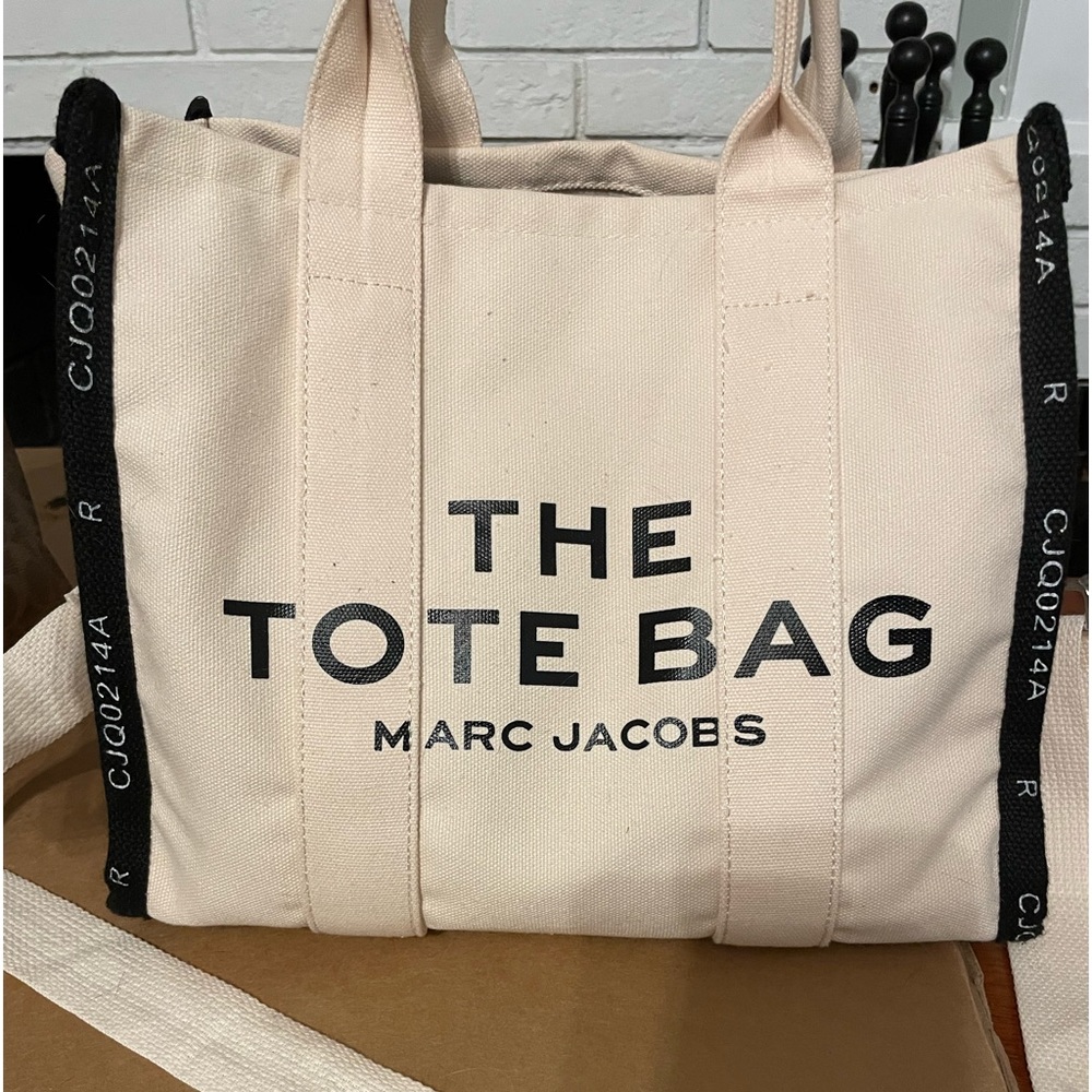 Not quite Marc Jacobs tote bag.